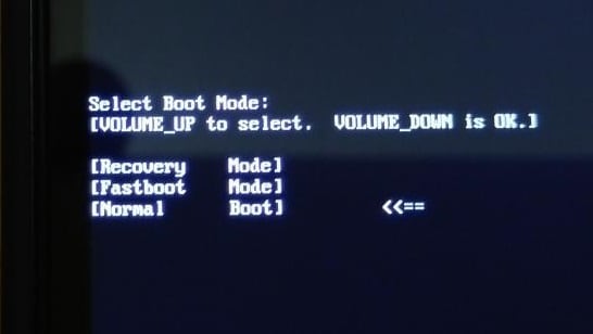 «Қалыпты жүктеу» режимін таңдаңыз Выбираем режим "Normal Boot"